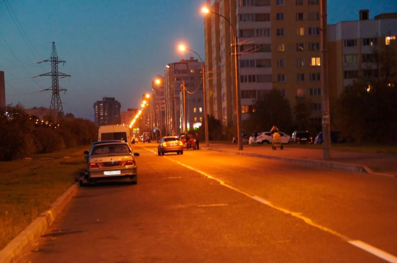 Опоры освещения отгружены в Санкт-Петербург